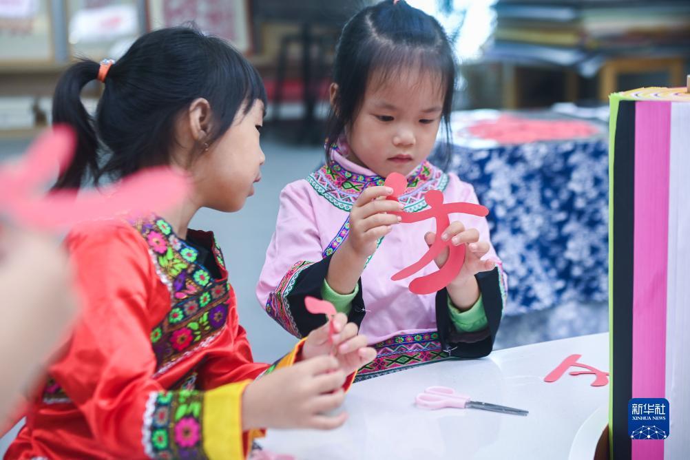 eg伯爵棋牌